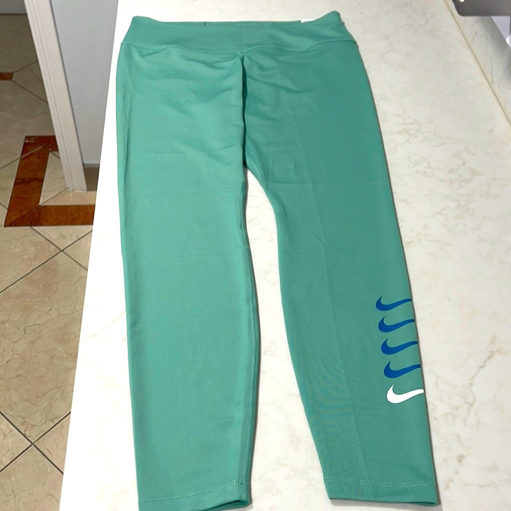 Nike women’s workout bottoms